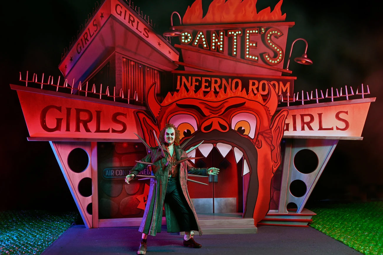 Beetlejuice 1988 Trenchcoat W Spikes 7" Action Figure With Dante's Inferno Room Deluxe Set - Beetlejuice - NECA Collectibles 10 Beetlejuice 1988 Trenchcoat W Spikes 7" Action Figure With Dante's Inferno Room Deluxe Set - Beetlejuice - NECA Collectibles - Image 8