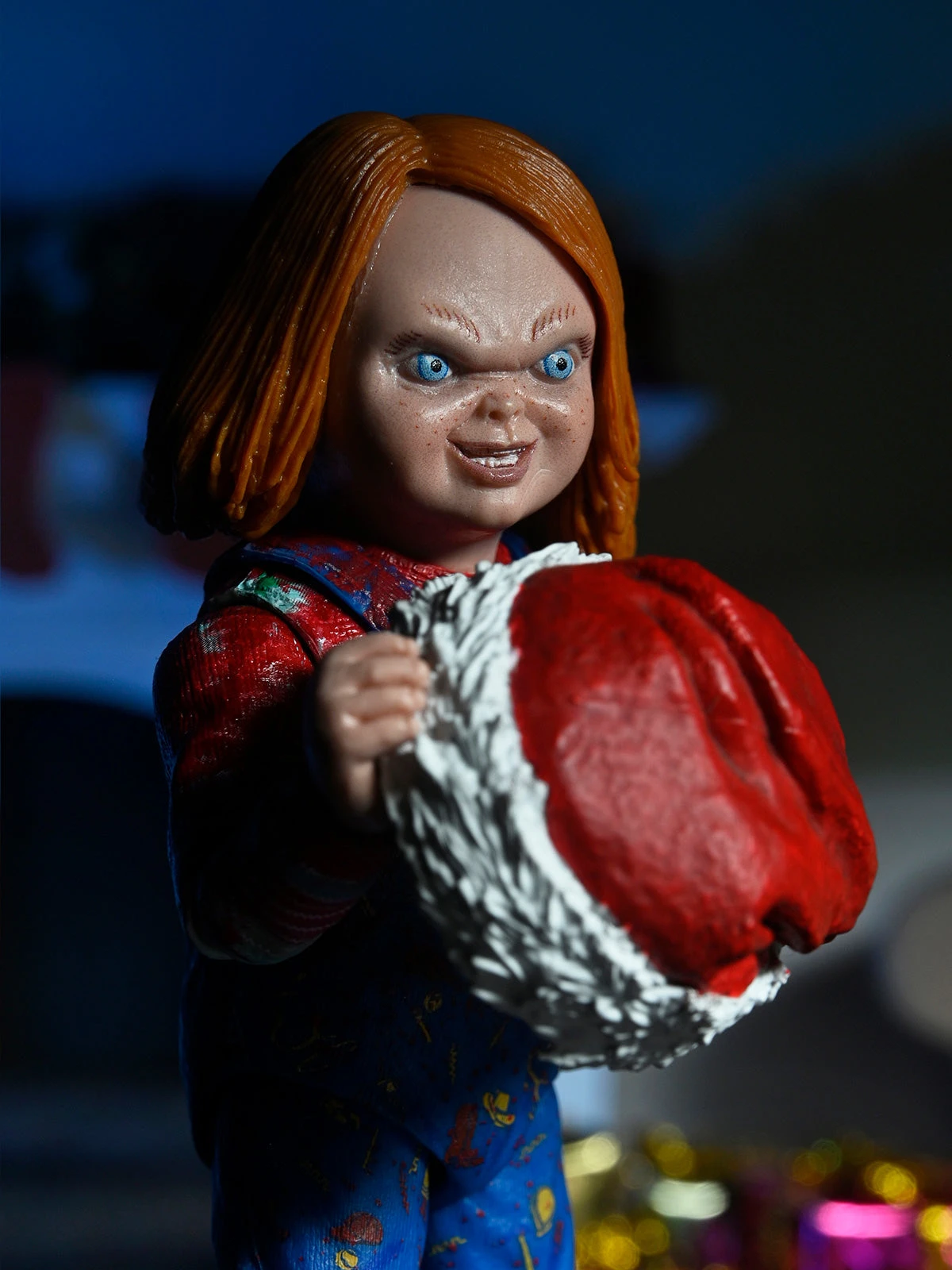Chucky Ultimate Holiday Edition - 7" Scale Action Figure - Chucky (TV Series) - NECA Collectibles 6 Chucky Ultimate Holiday Edition - 7" Scale Action Figure - Chucky (TV Series) - NECA Collectibles - Image 4