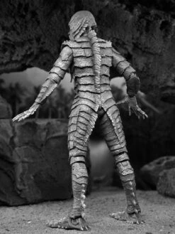 Creature From The Black Lagoon (Black & White) - 7” Scale Action Figure - Universal Monsters - NECA Collectibles -Costumne super center Creature From the Black Lagoon Black White 7 Scale Action Figure Universal Monsters NECA Collectibles NECA Action Figures 3