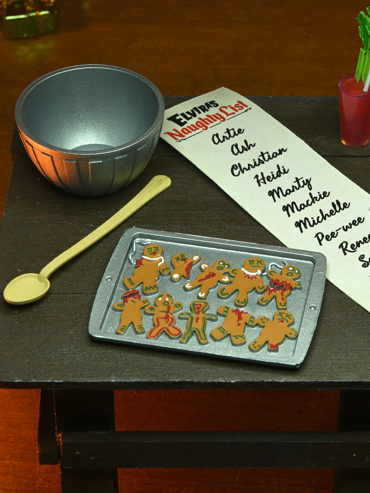 Elvira Very Scary Christmas - 8” Clothed Action Figure - Elvira - NECA Collectibles 6 Elvira Very Scary Christmas - 8” Clothed Action Figure - Elvira - NECA Collectibles - Image 4