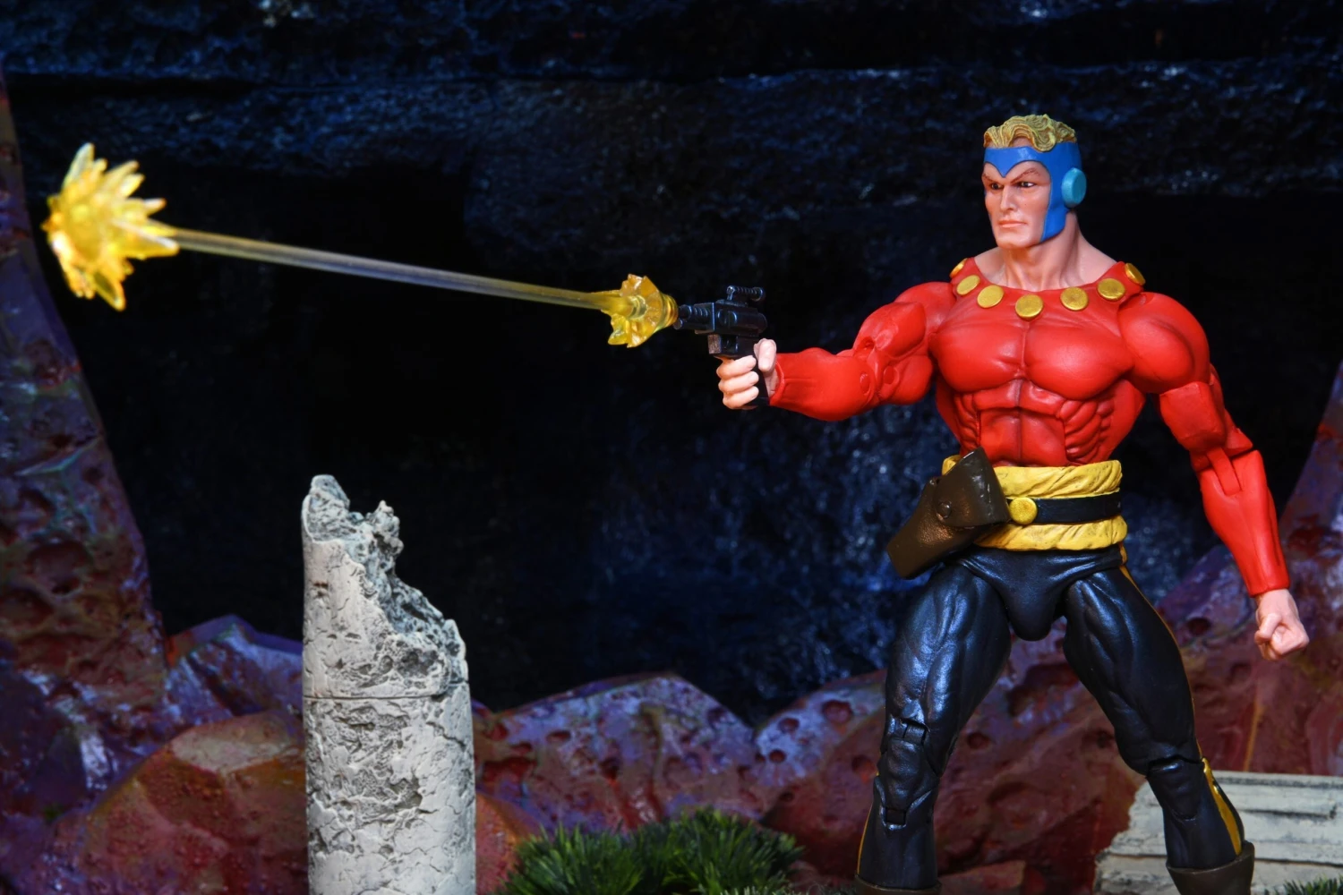 Flash Gordon - King Features 7” Action Figure - Flash Gordan - NECA Collectibles 15 Flash Gordon - King Features 7” Action Figure - Flash Gordan - NECA Collectibles - Image 13