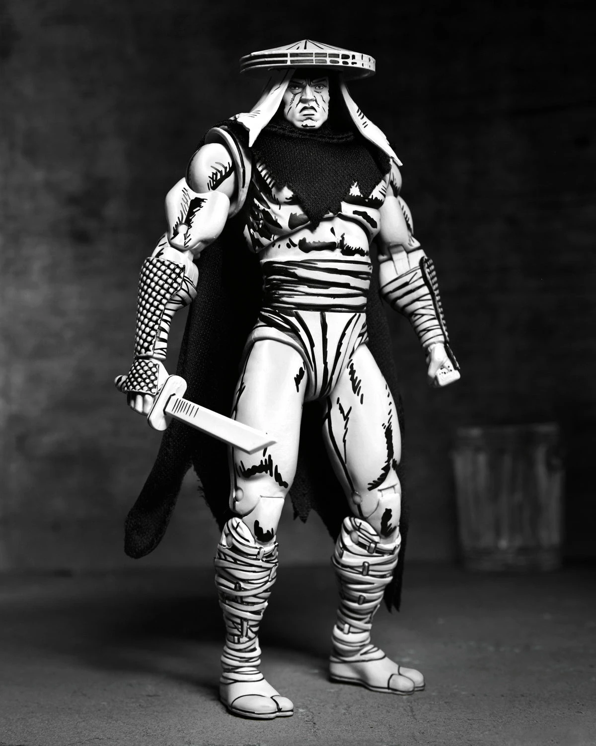 Foot Assassin Black & White - 7" Scale Action Figure - Teenage Mutant Ninja Turtles (Mirage Comics) - NECA Collectibles 6 Foot Assassin Black & White - 7" Scale Action Figure - Teenage Mutant Ninja Turtles (Mirage Comics) - NECA Collectibles - Image 4