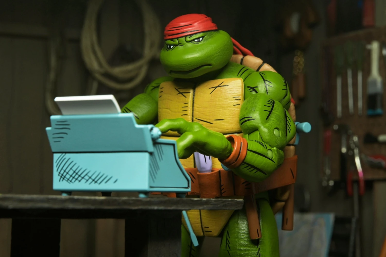 Handyman Donatello - 7" Scale Action Figure - Teenage Mutant Ninja Turtles (Mirage Comics) - NECA Collectibles 5 Handyman Donatello - 7" Scale Action Figure - Teenage Mutant Ninja Turtles (Mirage Comics) - NECA Collectibles - Image 3