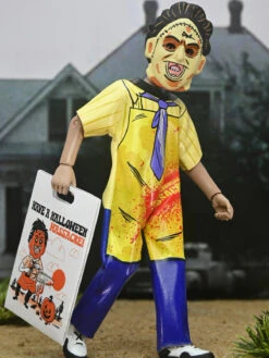 Leatherface - 6" Scale Clothed Figure - Texas Chainsaw Massacre X Ben Cooper - NECA Collectibles -Costumne super center Leatherface 6 Scale Clothed Figure Texas Chainsaw Massacre x Ben Cooper NECA Collectibles NECA Action Figures 5