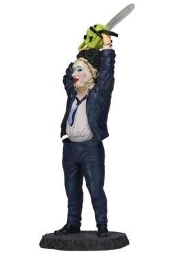 Leatherface Pretty Woman - Head Knocker - Texas Chainsaw Massacre - NECA Collectibles -Costumne super center Leatherface Pretty Woman Head Knocker Texas Chainsaw Massacre NECA Collectibles NECA Action Figures 4