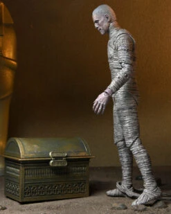 The Mummy Accessory Pack - Universal Monsters - NECA Collectibles 21 The Mummy Accessory Pack - Universal Monsters - NECA Collectibles -Costumne super center The Mummy Accessory Pack Universal Monsters NECA Collectibles NECA Action Figures 8