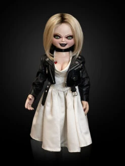 Tiffany - 1:1 Life Size Replica Doll - Chucky TV Series - NECA Collectibles