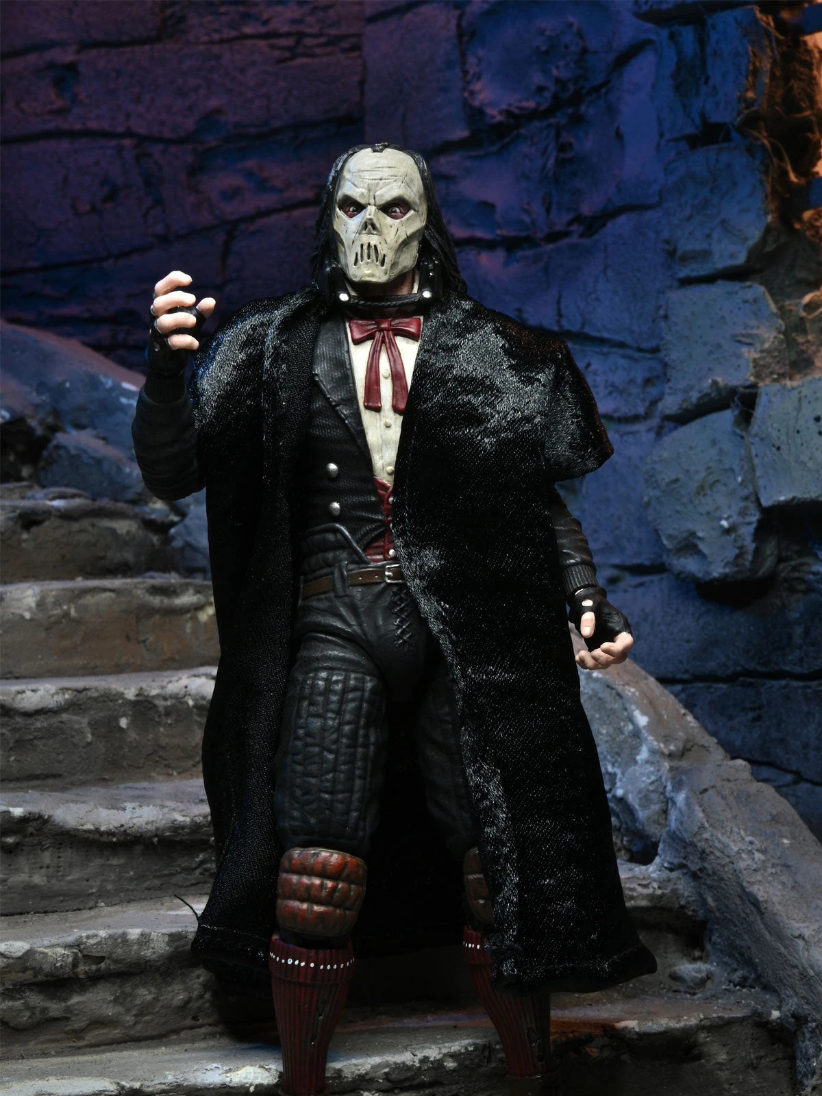 Ultimate Casey Jones As The Phantom Of The Opera - 7" Action Figurine - Teenage Mutant Ninja Turtles X Universal Monsters - NECA Collectibles 4 Ultimate Casey Jones As The Phantom Of The Opera - 7" Action Figurine - Teenage Mutant Ninja Turtles X Universal Monsters - NECA Collectibles - Image 2