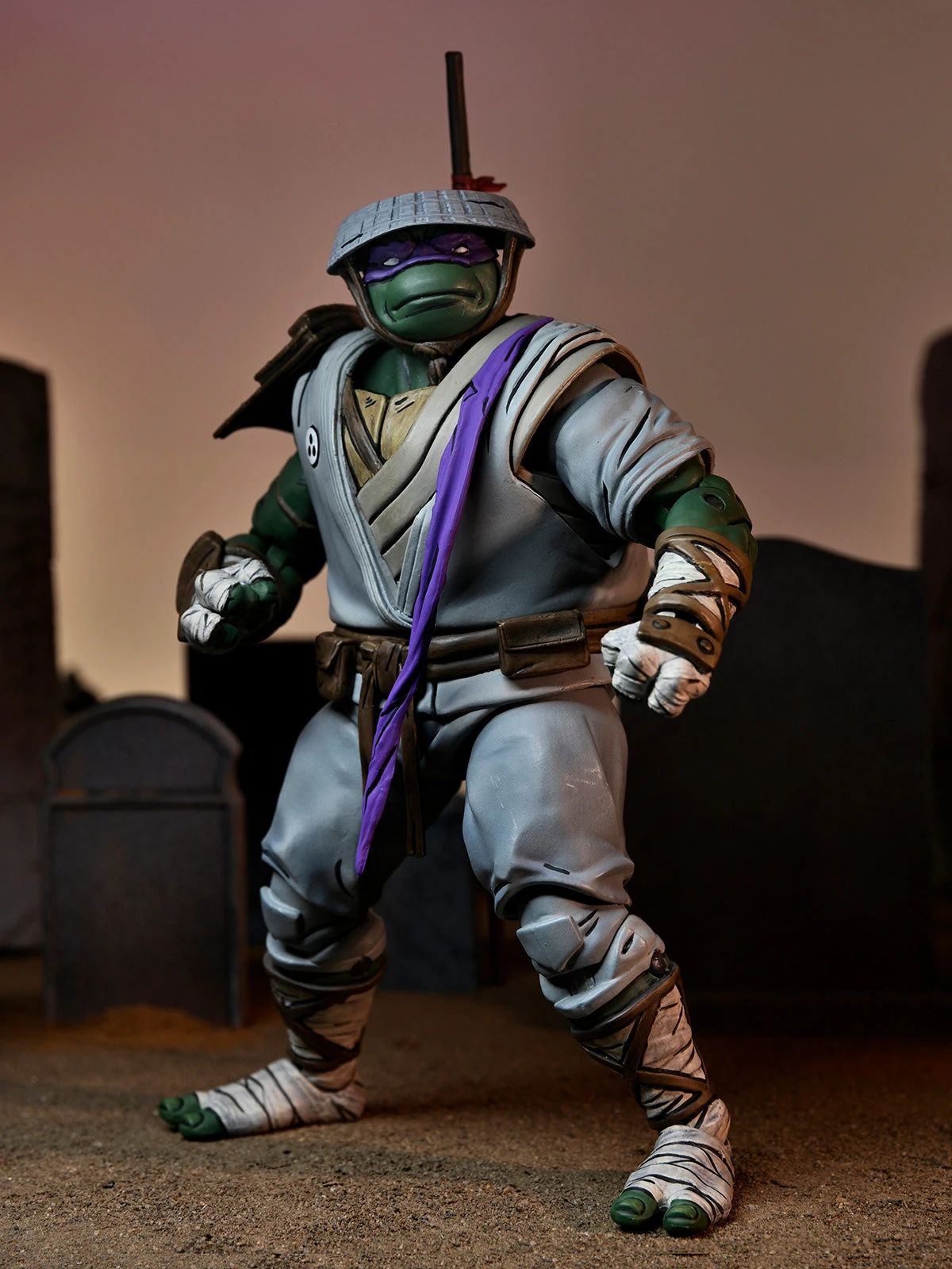 Ultimate Donatello - 7" Scale Action Figure - Teenage Mutant Ninja Turtles The Last Ronin - NECA Collectibles 4 Ultimate Donatello - 7" Scale Action Figure - Teenage Mutant Ninja Turtles The Last Ronin - NECA Collectibles - Image 2