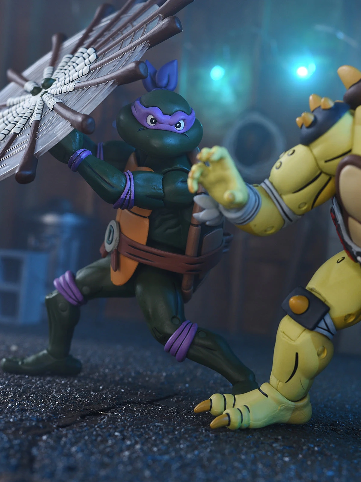 Ultimate Donatello (VHS) - 7" Scale Action Figure - TMNT (Cartoon) - NECA Collectibles 4 Ultimate Donatello (VHS) - 7" Scale Action Figure - TMNT (Cartoon) - NECA Collectibles - Image 2