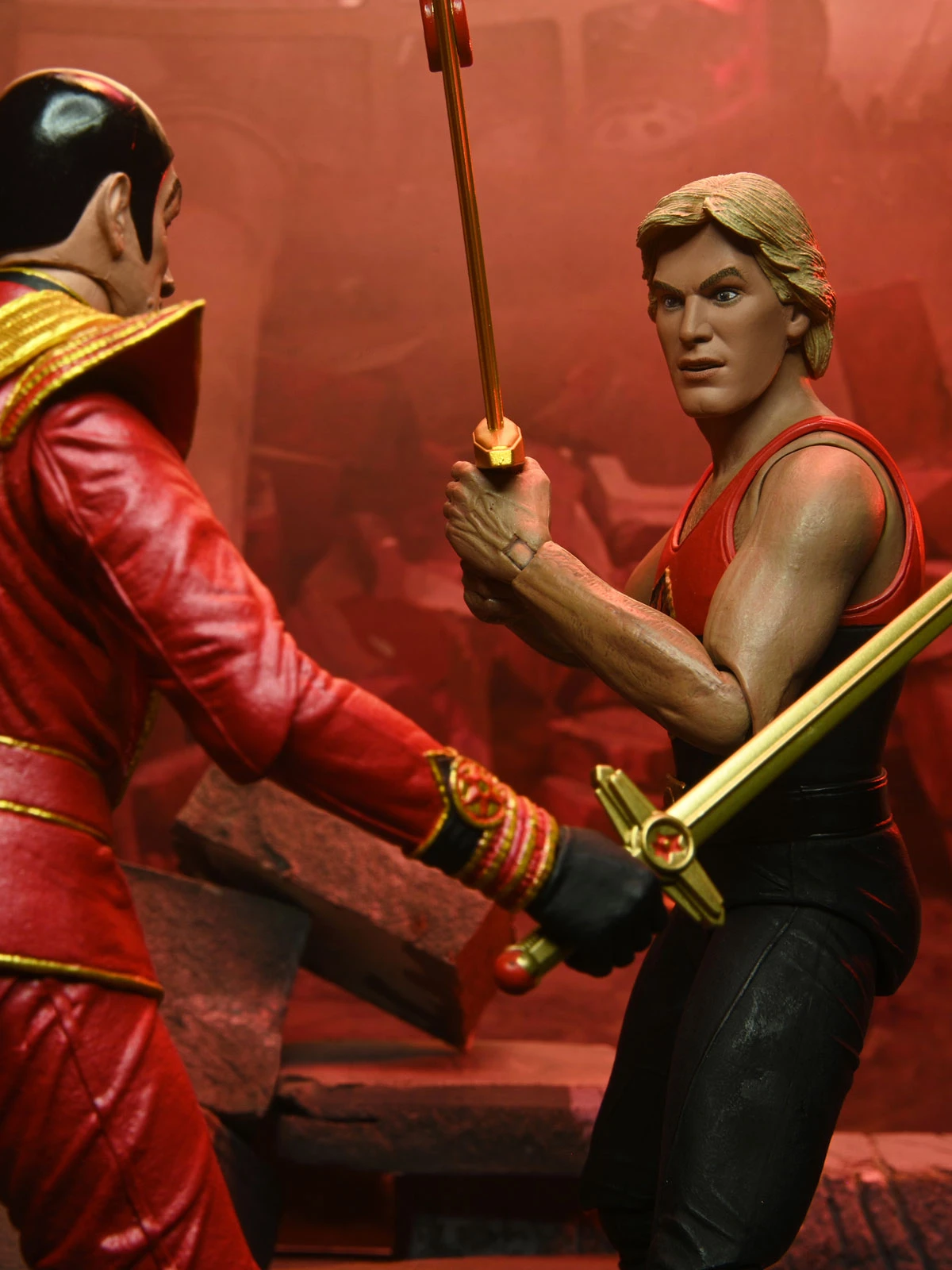 Ultimate Flash Gordon (Final Battle) - King Features 7” Action Figure - Flash Gordon 1980 - NECA Collectibles 6 Ultimate Flash Gordon (Final Battle) - King Features 7” Action Figure - Flash Gordon 1980 - NECA Collectibles - Image 4