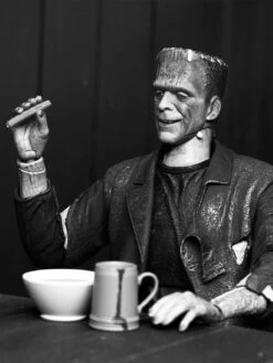 Ultimate Frankenstein's Monster (B&W) - 7" Scale Action Figure - Universal Monsters - NECA Collectibles -Costumne super center Ultimate Frankensteins Monster BW 7 Scale Action Figure Universal Monsters NECA Collectibles NECA Action Figures 6