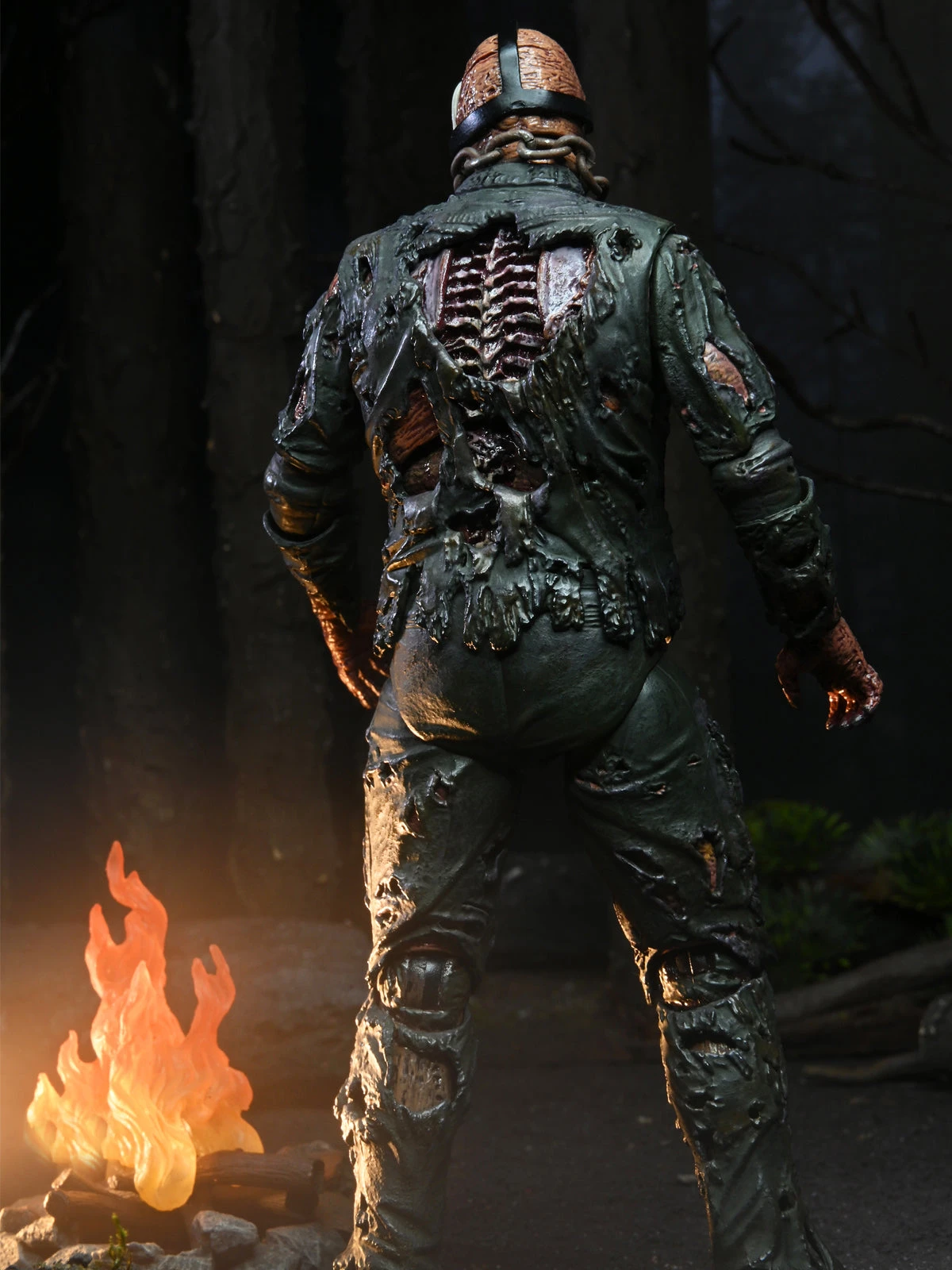 Ultimate Jason Voorhees Part 7 (New Blood) 7” Scale Action Figure - Friday The 13th - NECA Collectibles 5 Ultimate Jason Voorhees Part 7 (New Blood) 7” Scale Action Figure - Friday The 13th - NECA Collectibles - Image 3