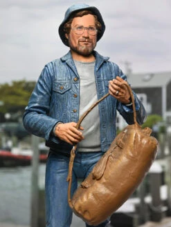 Ultimate Matt Hooper Amity Arrival 50th Anniversary - 7" Scale Action Figure - Jaws - NECA Collectibles -Costumne super center Ultimate Matt Hooper Amity Arrival 50th Anniversary 7 Scale Action Figure Jaws NECA Collectibles NECA Action Figures 2