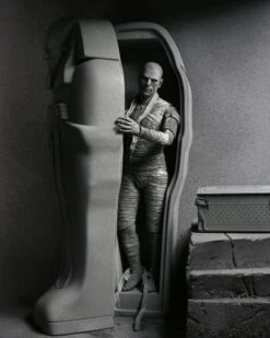 Ultimate Mummy (Black & White) - 7" Action Figure – Universal Monsters - NECA Collectibles -Costumne super center Ultimate Mummy Black White 7 Action Figure Universal Monsters NECA Collectibles NECA Action Figures 4