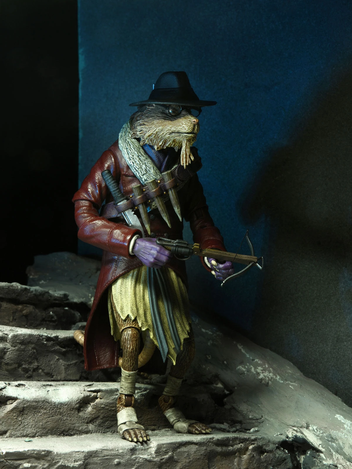 Ultimate Splinter As Van Helsing - 7" Action Figurine - Teenage Mutant Ninja Turtles X Universal Monsters - NECA Collectibles 5 Ultimate Splinter As Van Helsing - 7" Action Figurine - Teenage Mutant Ninja Turtles X Universal Monsters - NECA Collectibles - Image 3